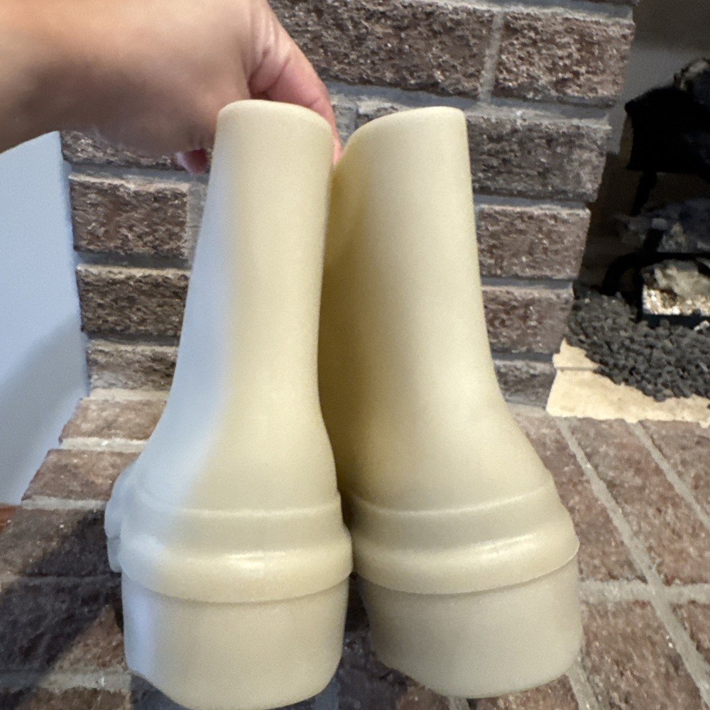 Vince Nia Moonlight Nude Lug Sole Women Waterproof Rain Boots Size 8 #452 - Picture 4 of 16